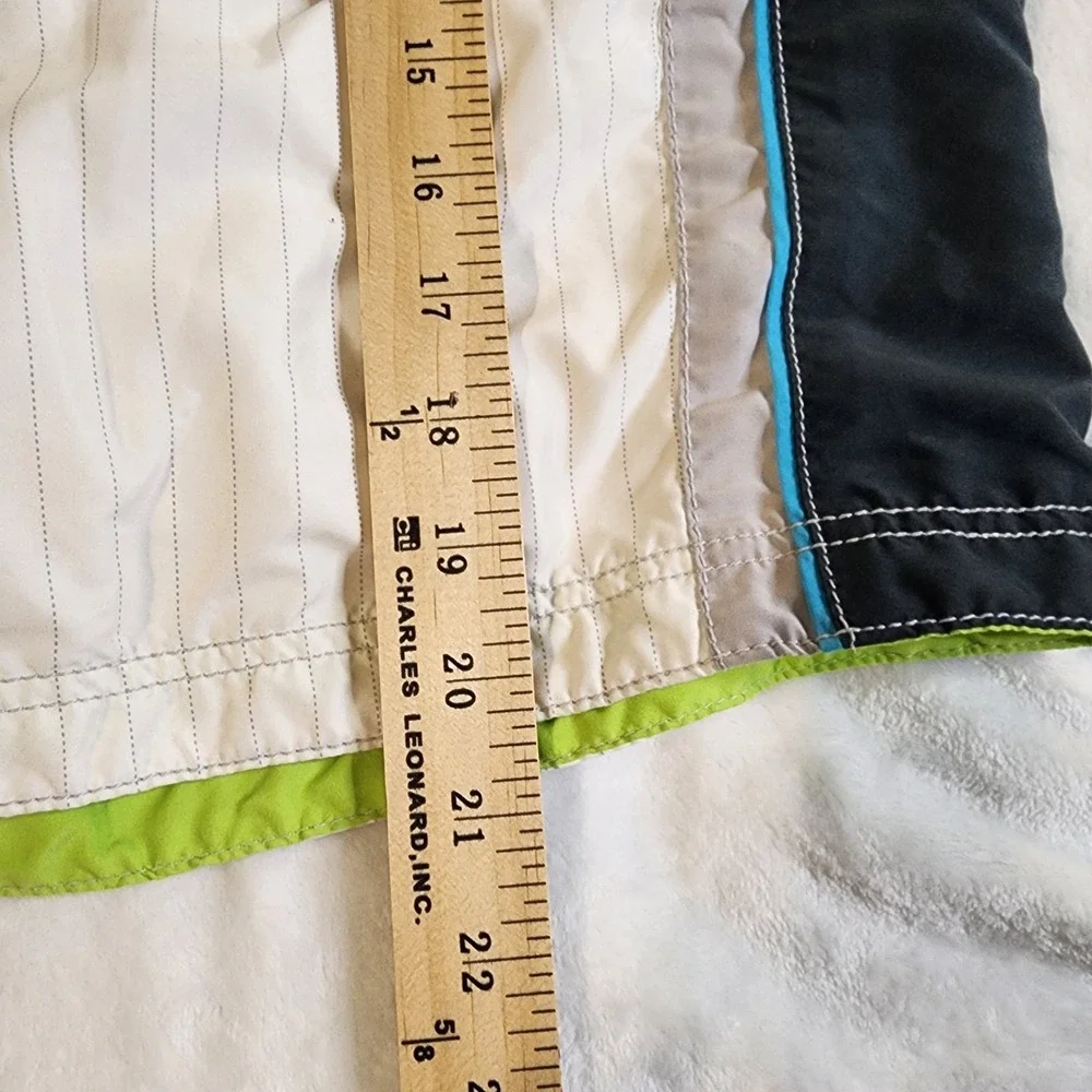 American Eagle Men's Swim Trunks Board Shorts, Mesh Lining, Hidden Pocket 36 EUC